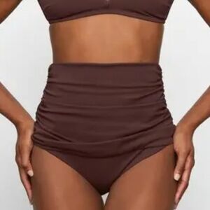 NWT Skims Sculpting Swim Ruched High Waist Bottom Size: XXSMALL